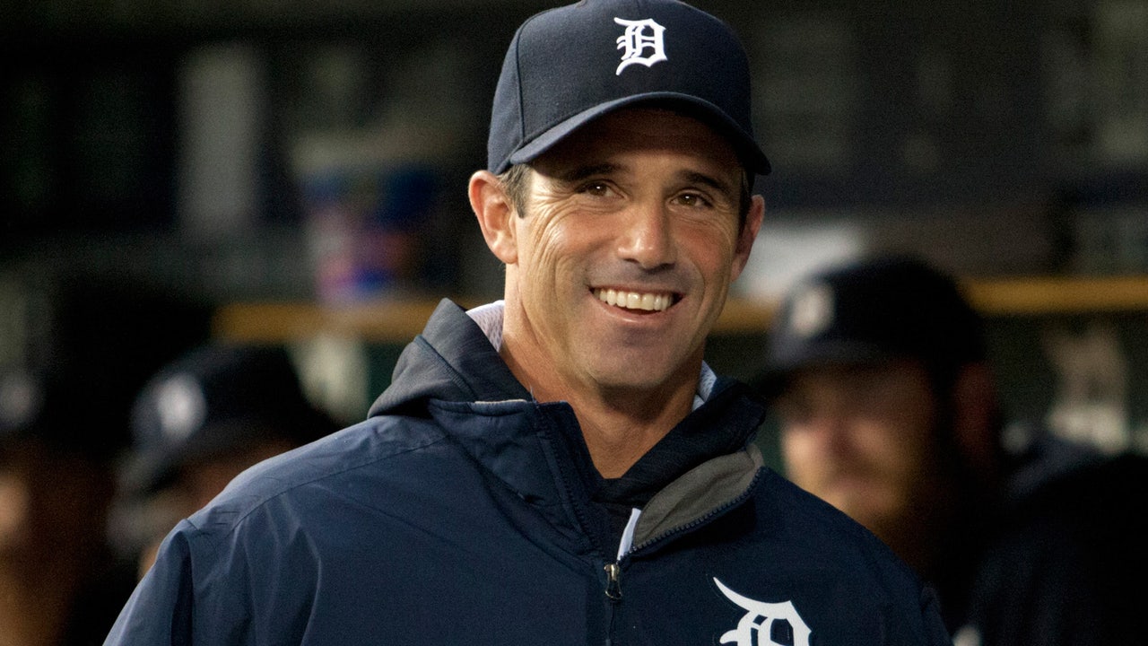 Brad Ausmus returning as Tigers manager in 2017